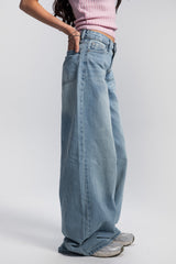 Ultra Baggy – Low-Waist Light Vintage Blue Jeans