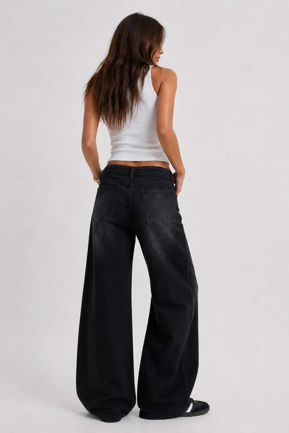 Super Baggy Low-Waist Washed Black Jeans